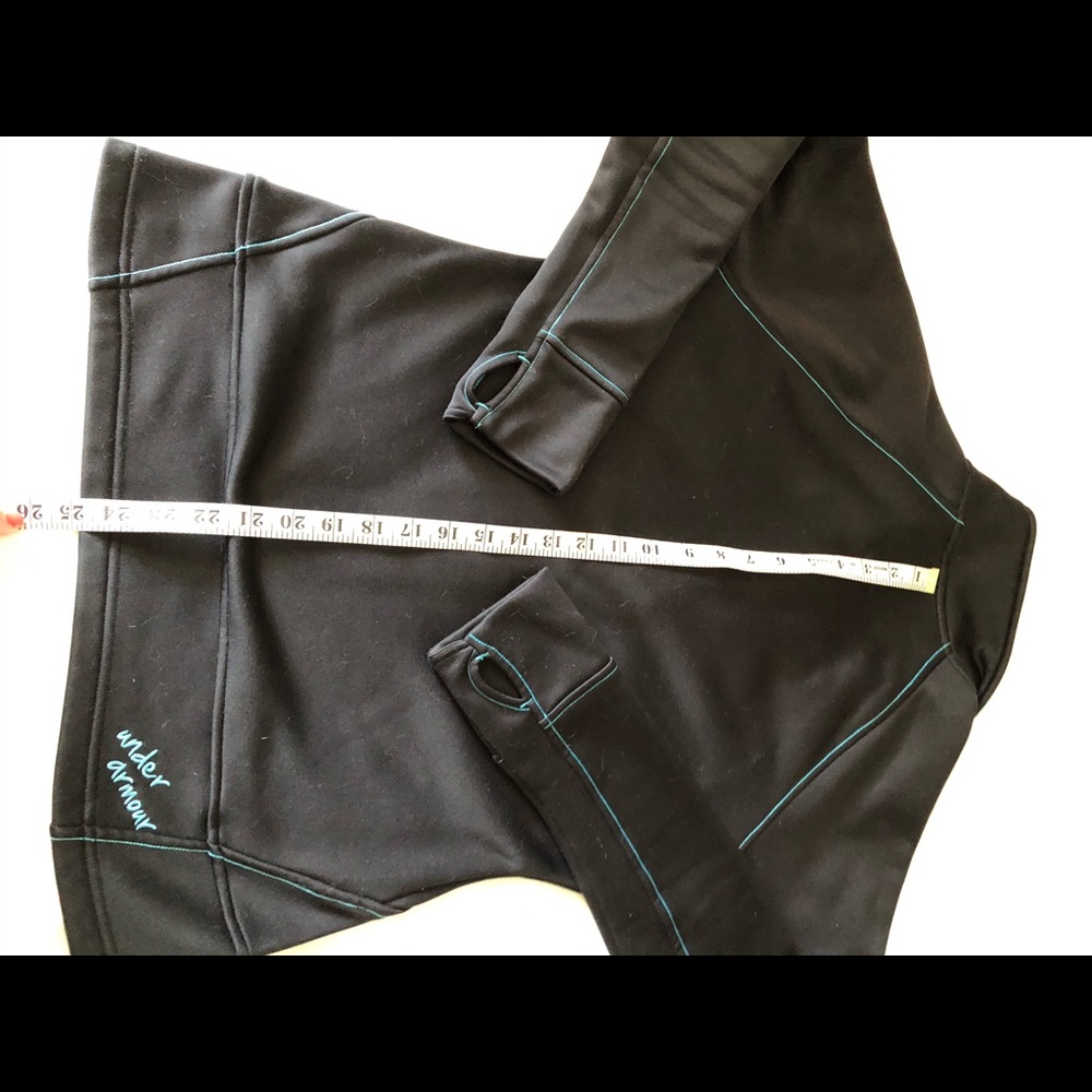 Under Armour 1/2 zip fleece. Medium - Picture 5 of 6